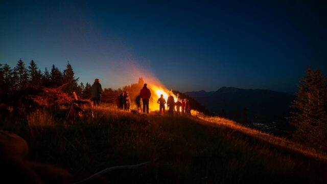 pexels-georg-trautmann-2156557711-34266109